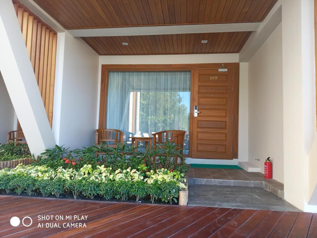 Ngapali Win Hotel Exterior photo